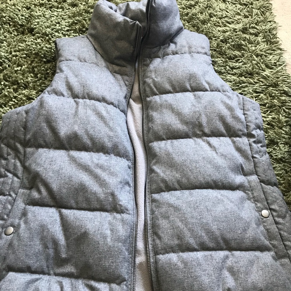 NWT Old Navy puff vest